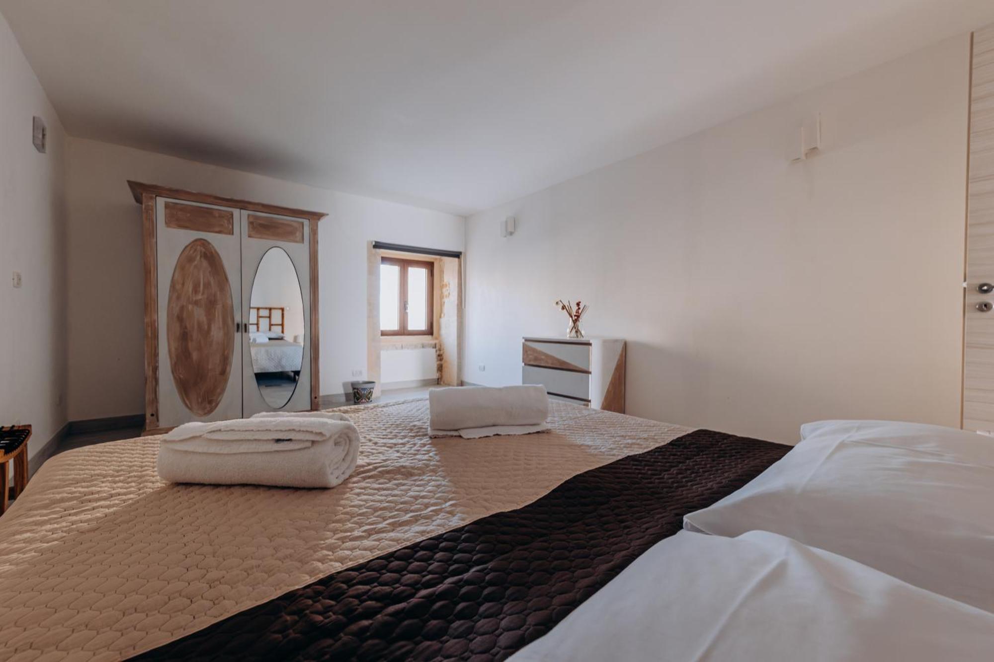 L'Alba E Il Tramonto Vista Mare Apartment Сиракуза Екстериор снимка