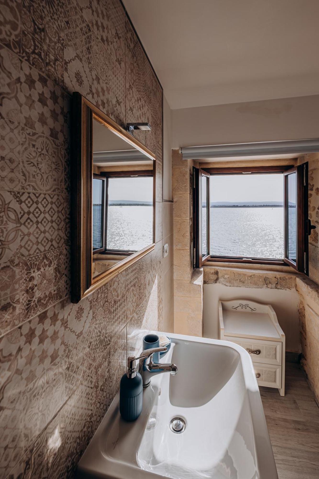L'Alba E Il Tramonto Vista Mare Apartment Сиракуза Екстериор снимка